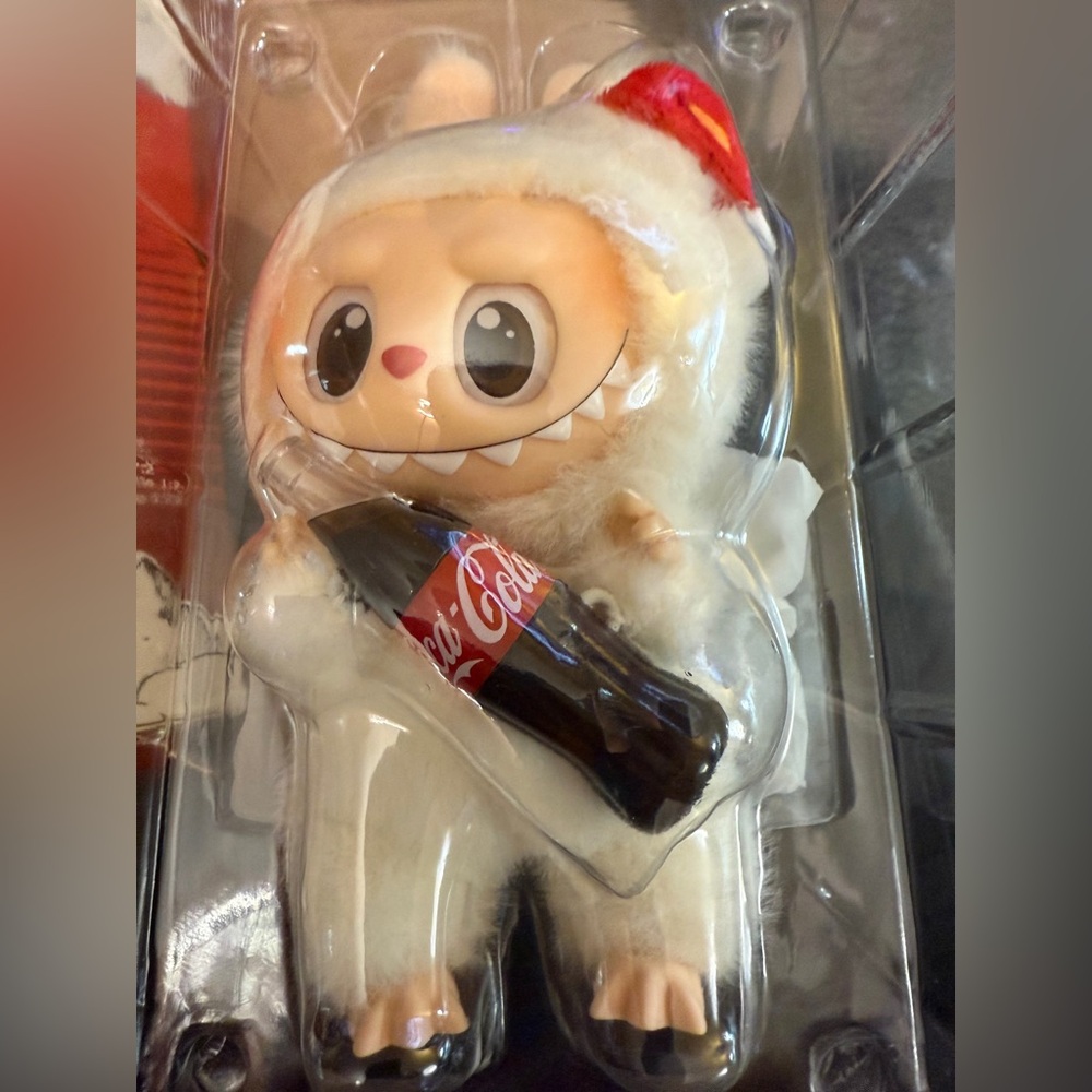 POP MART The Monsters COCA-COLA
Series-Vinyl Face HUGE SALE - Picture 10 of 13
